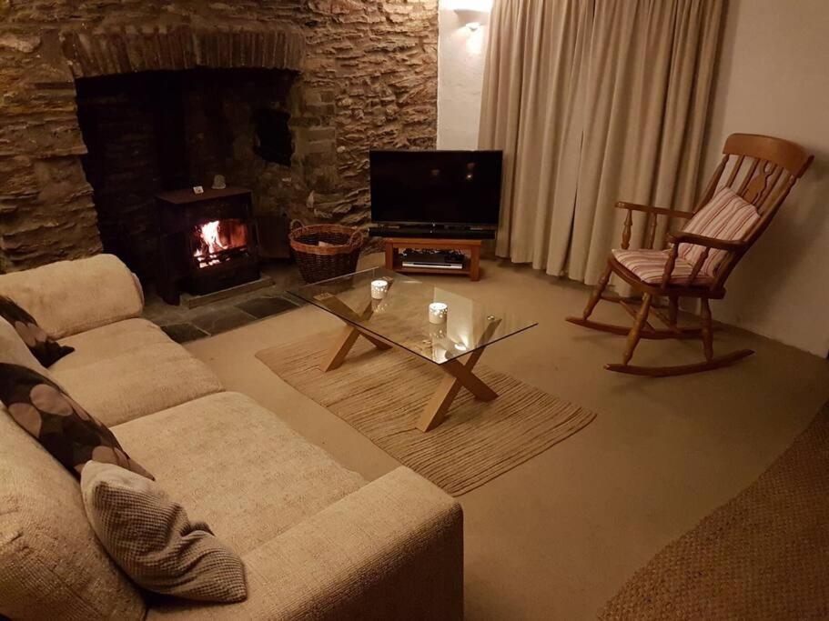 Cosy Private Cottage Near Beach Ilfracombe Extérieur photo